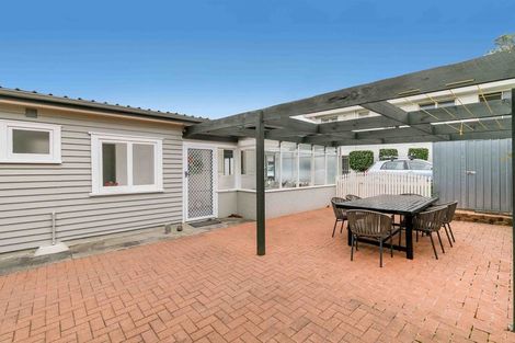 Photo of property in 26 Bucklands Beach Road, Bucklands Beach, Auckland, 2012