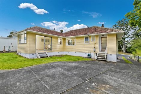 Photo of property in 84 Glendene Avenue, Glendene, Auckland, 0602