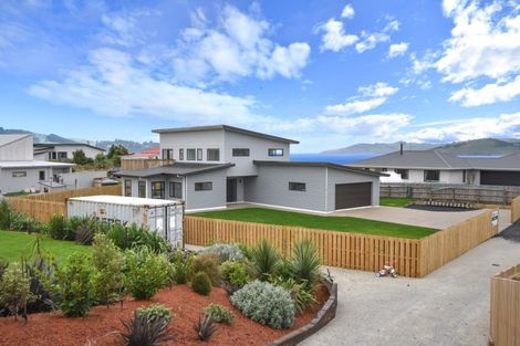 Photo of property in 9 Okahau Terrace, Warrington, 9471