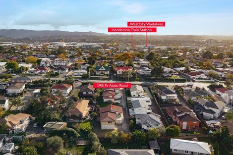 Photo of property in 19b Te Atatu Road, Te Atatu South, Auckland, 0610