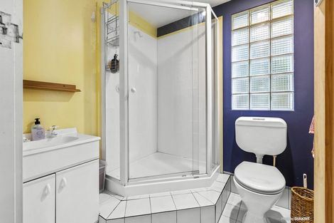 Photo of property in 25 Wilton Road, Wadestown, Wellington, 6012