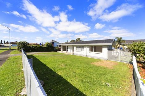 Photo of property in 4 Fordyce Avenue, Sunnyhills, Auckland, 2010