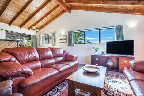 Photo of property in 14 Magnolia Avenue, Te Kamo, Whangarei, 0112