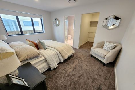 Photo of property in 19 Henriette Place, Totara Park, Auckland, 2105