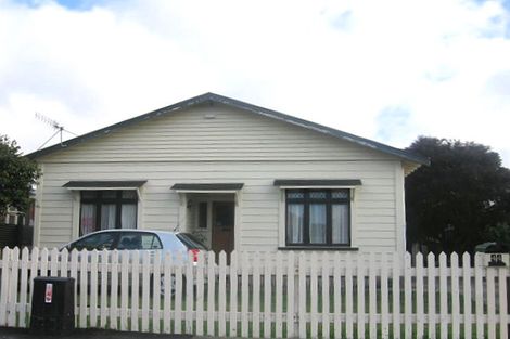 Photo of property in 44 Lyndhurst Street, Takaro, Palmerston North, 4412
