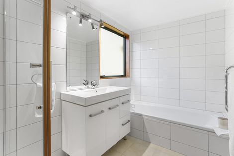 Photo of property in 22 Cochran Road, Oratia, Auckland, 0604