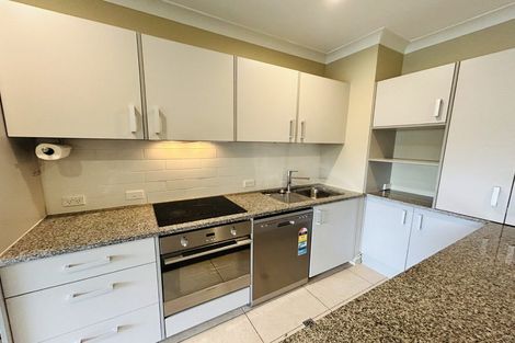 Photo of property in 8/128 Stancombe Road, Flat Bush, Auckland, 2016