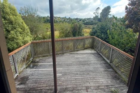 Photo of property in 2/52 Galloway Crescent, Farm Cove, Auckland, 2012