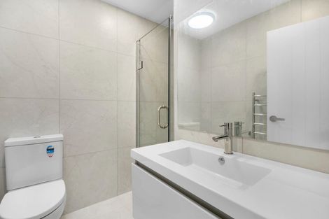 Photo of property in 1/2 Windermere Crescent, Blockhouse Bay, Auckland, 0600