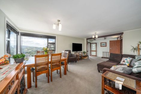 Photo of property in 16 Carluke Street, Paparangi, Wellington, 6037