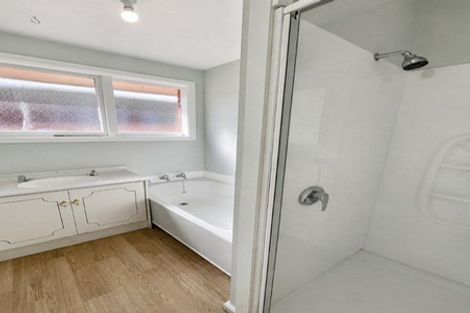 Photo of property in 90 Roberta Drive, Somerfield, Christchurch, 8024
