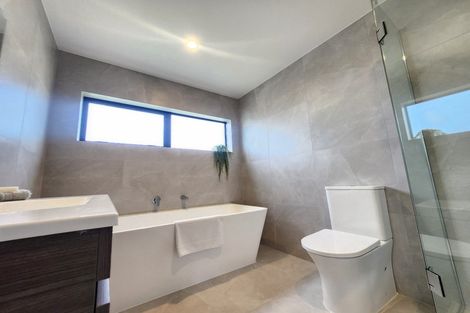 Photo of property in 8 Libby Lane, Howick, Auckland, 2010