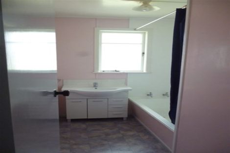 Photo of property in 37 Reu Street, Taumarunui, 3920