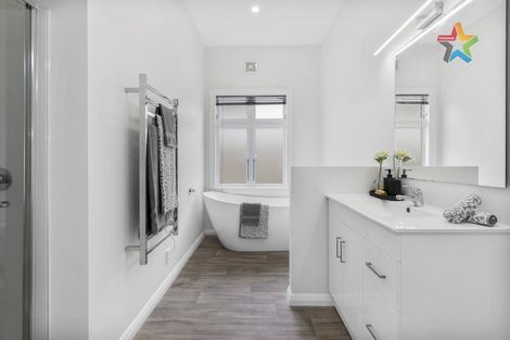 Photo of property in 9 Queen Street, Petone, Lower Hutt, 5012