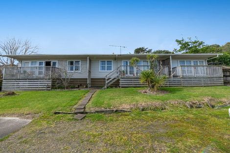 Photo of property in 2 Kaipara Crescent, Helensville, 0800