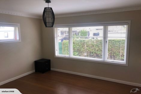 Photo of property in 2/69a Symonds Street, Royal Oak, Auckland, 1061