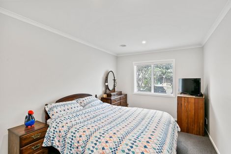 Photo of property in 5 Richard Street, Titahi Bay, Porirua, 5022