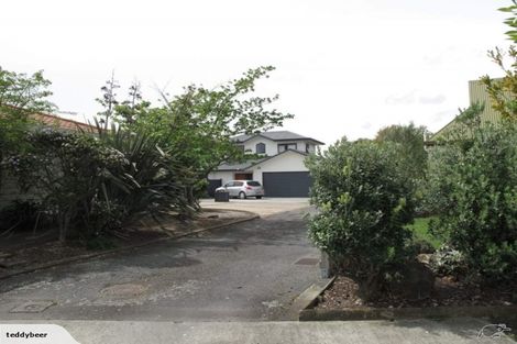 Photo of property in 15 Woburn Place, Takaro, Palmerston North, 4412