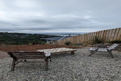 Photo of property in 9 Rifleman Lane, Redcliffs, Christchurch, 8081