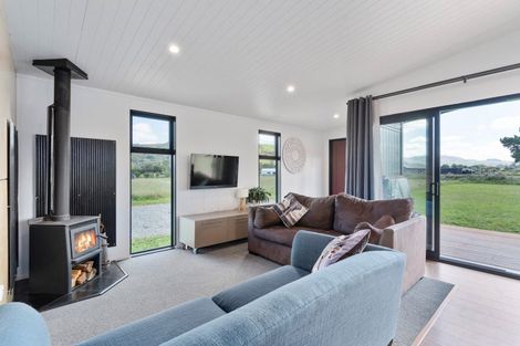 Photo of property in 158 Haringa Road, Carrington, Carterton, 5791