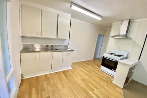 Photo of property in 27 Mahara Avenue, Birkenhead, Auckland, 0626