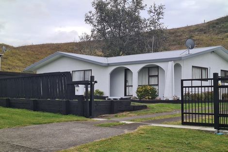 Photo of property in 16 Syme Crescent, Kawerau, 3127