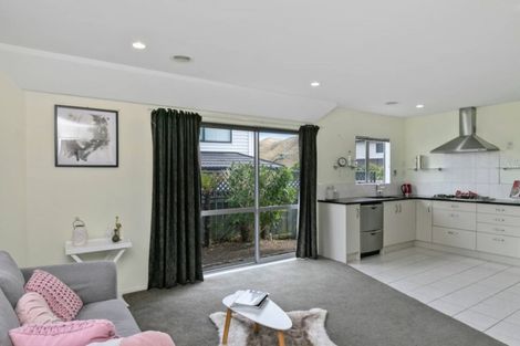 Photo of property in 11 Didsbury Grove, Churton Park, Wellington, 6037