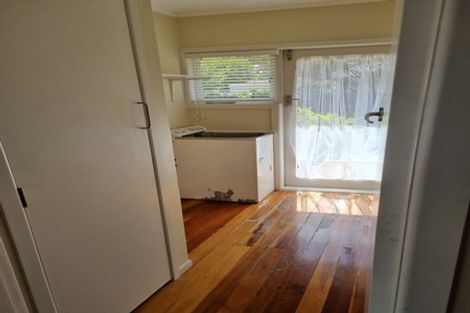 Photo of property in 6 Pickett Avenue, Sandringham, Auckland, 1025