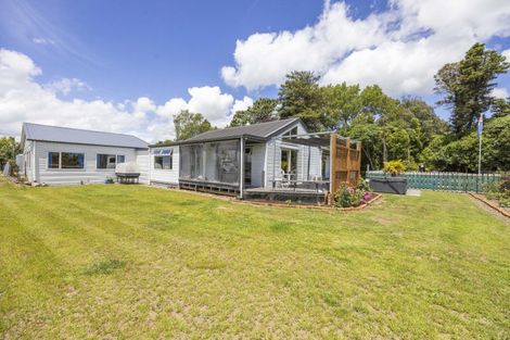 Photo of property in 15 Fairbank Avenue, Stratford, 4332