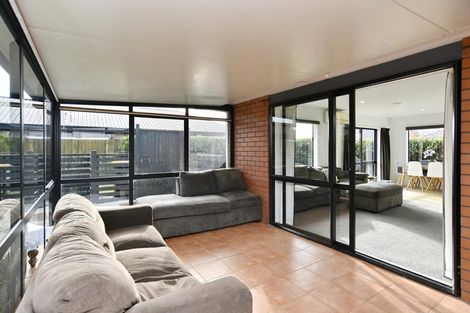 Photo of property in 3 Parkinson Place, Woodend, 7610