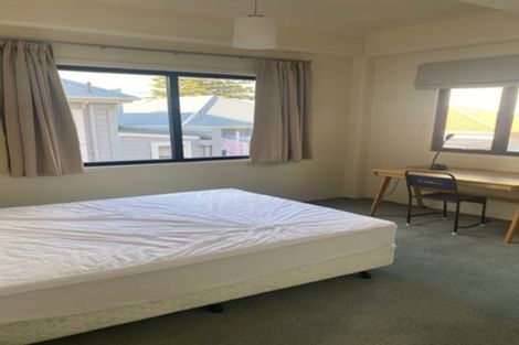 Photo of property in 2/1 Hay Street, Oriental Bay, Wellington, 6011