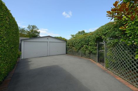 Photo of property in 14 Weston Road, St Albans, Christchurch, 8052