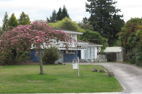 Photo of property in 41 Martin Street, Utuhina, Rotorua, 3015