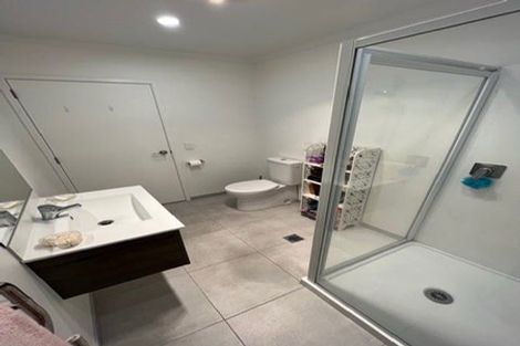 Photo of property in 266 Hobsonville Point Road, Hobsonville, Auckland, 0616