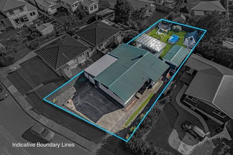 Photo of property in 6 Aplin Place, Birkdale, Auckland, 0626
