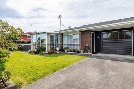 Photo of property in 19 Te Punga Place, Awapuni, Palmerston North, 4412
