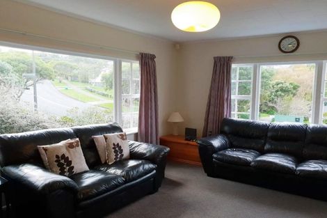 Photo of property in 199 Dowse Drive, Maungaraki, Lower Hutt, 5010