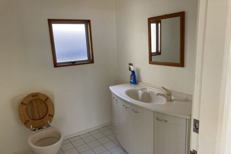 Photo of property in 12a Imran Terrace, Khandallah, Wellington, 6035