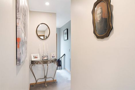 Photo of property in 2/5 Highlight Parade, Te Atatu South, Auckland, 0610