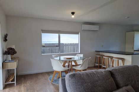 Photo of property in 81 Jellicoe Street, Martinborough, 5711