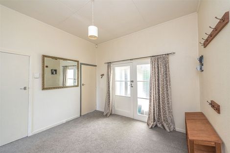 Photo of property in 5 Cathro Road, Westmere, Whanganui, 4501