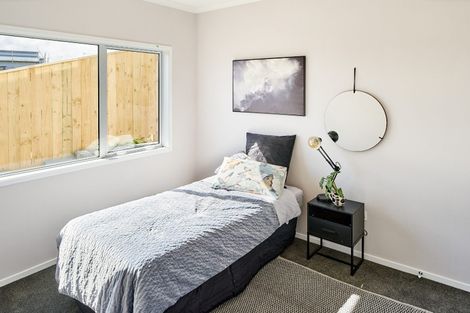 Photo of property in 113 Queen Charlotte Drive, Aotea, Porirua, 5024