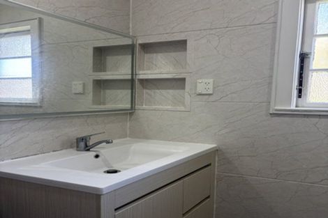 Photo of property in 371 Mount Albert Road, Mount Roskill, Auckland, 1041