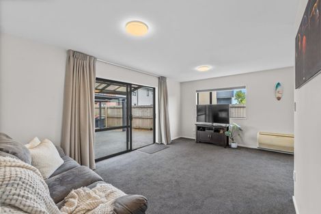 Photo of property in 6b Dickson Crescent, Hornby, Christchurch, 8042