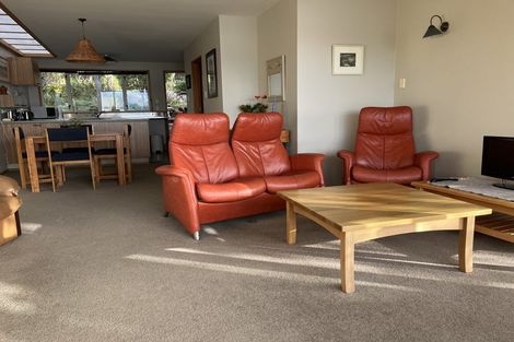 Photo of property in 4 Margate Avenue, Broad Bay, Dunedin, 9014