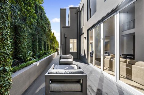 Photo of property in 30 Ridings Road, Remuera, Auckland, 1050