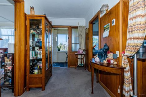 Photo of property in 56 Rhodes Street, Waimate, 7924