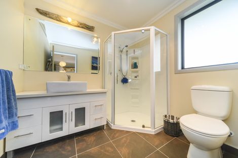 Photo of property in 339 Stoney Creek Road, Kelvin Grove, Palmerston North, 4470