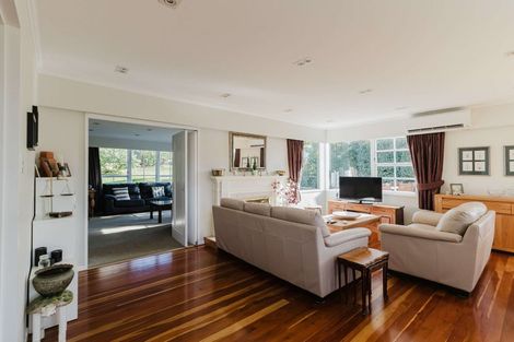 Photo of property in 28 Caesars Place, Churton Park, Wellington, 6037