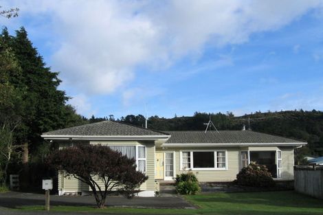 Photo of property in 22 Montgomery Street, Stokes Valley, Lower Hutt, 5019